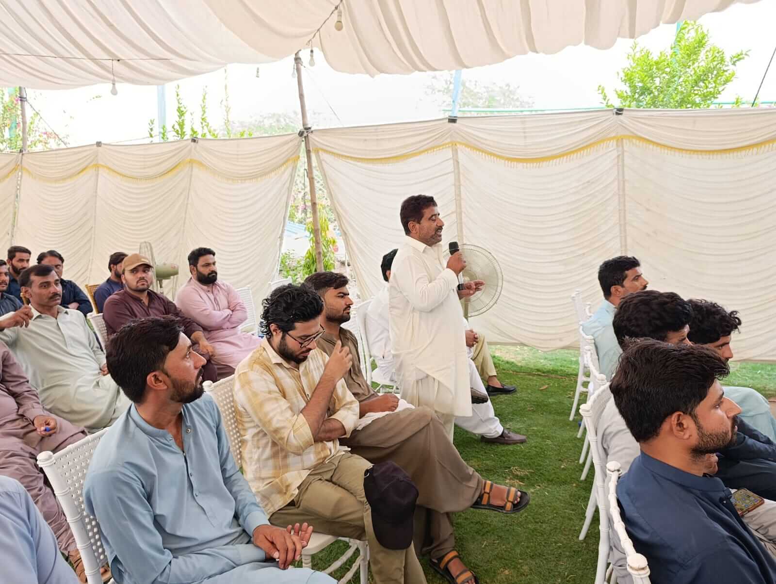 Khuli Kachehri with Vaccinators – District Sukkur — photo 8