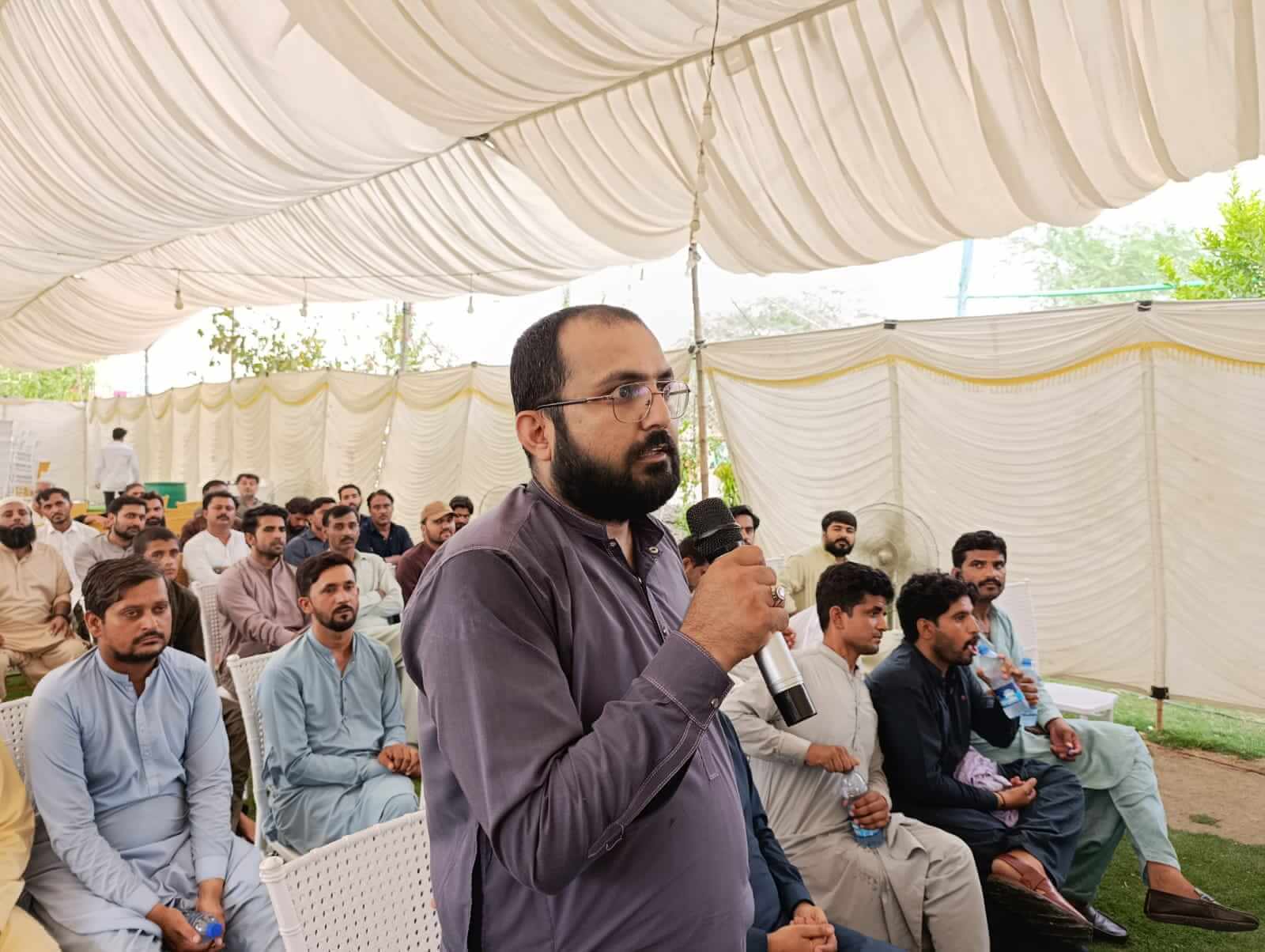 Khuli Kachehri with Vaccinators – District Sukkur — photo 9